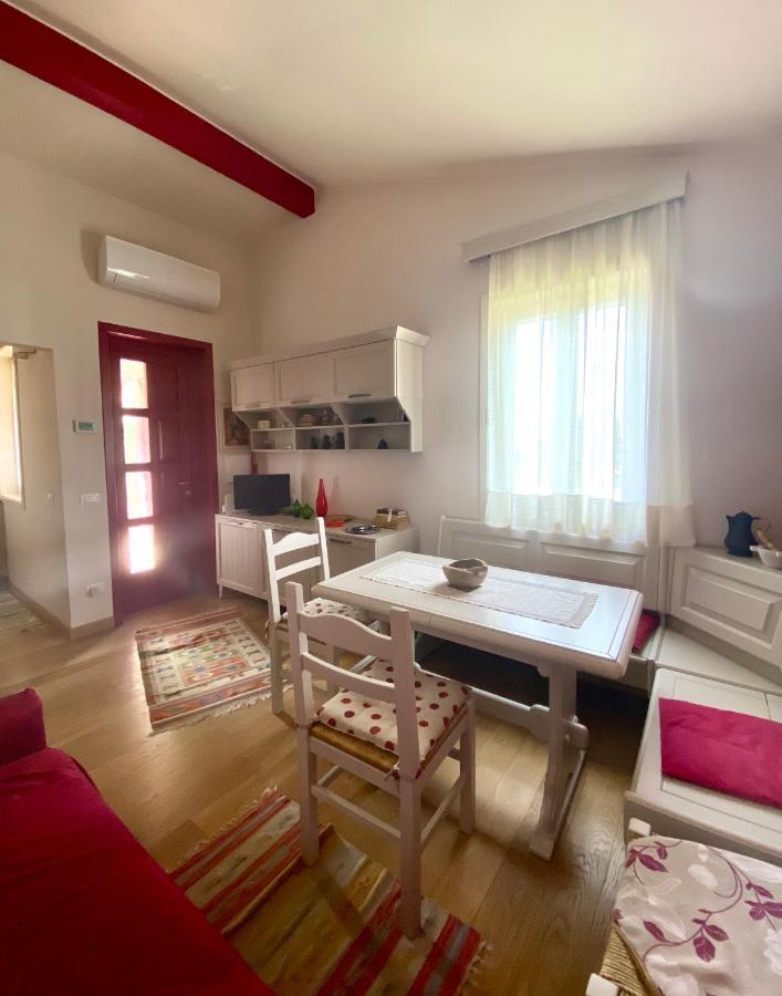 Residenza Palmira Bardolino Apartment Calmasino Exterior foto